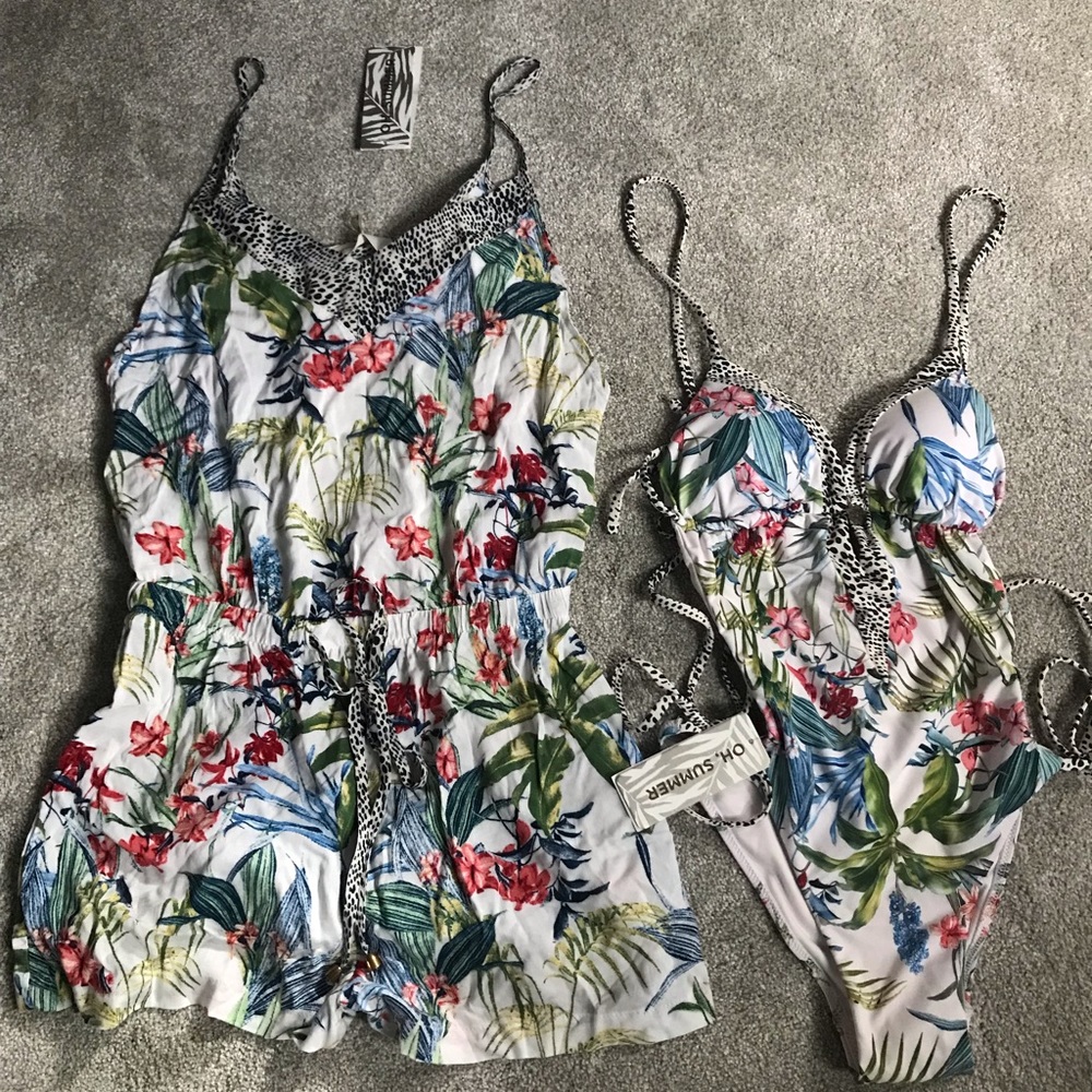 Xs swim suit with match cover up